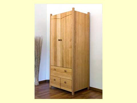 Alina Kleider-Hochschrank Erle massiv Biomöbel